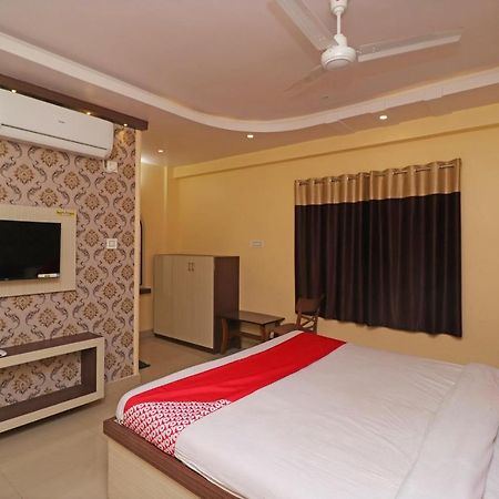 Oyo 30341 Hotel Nilachal Krishnanagar Exterior foto