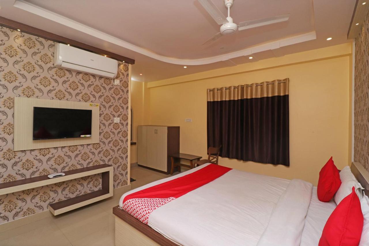 Oyo 30341 Hotel Nilachal Krishnanagar Exterior foto